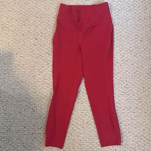 Great used condition Lululemon bass pace high-rise crop 23 inch inseam